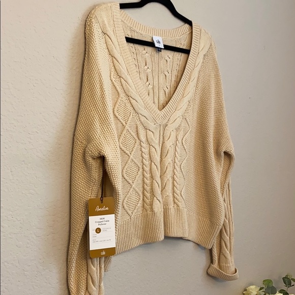 Cabi 5636 cropped cable pullover - Picture 6 of 10